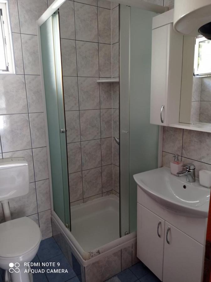 ויר Apartments Istuk מראה חיצוני תמונה