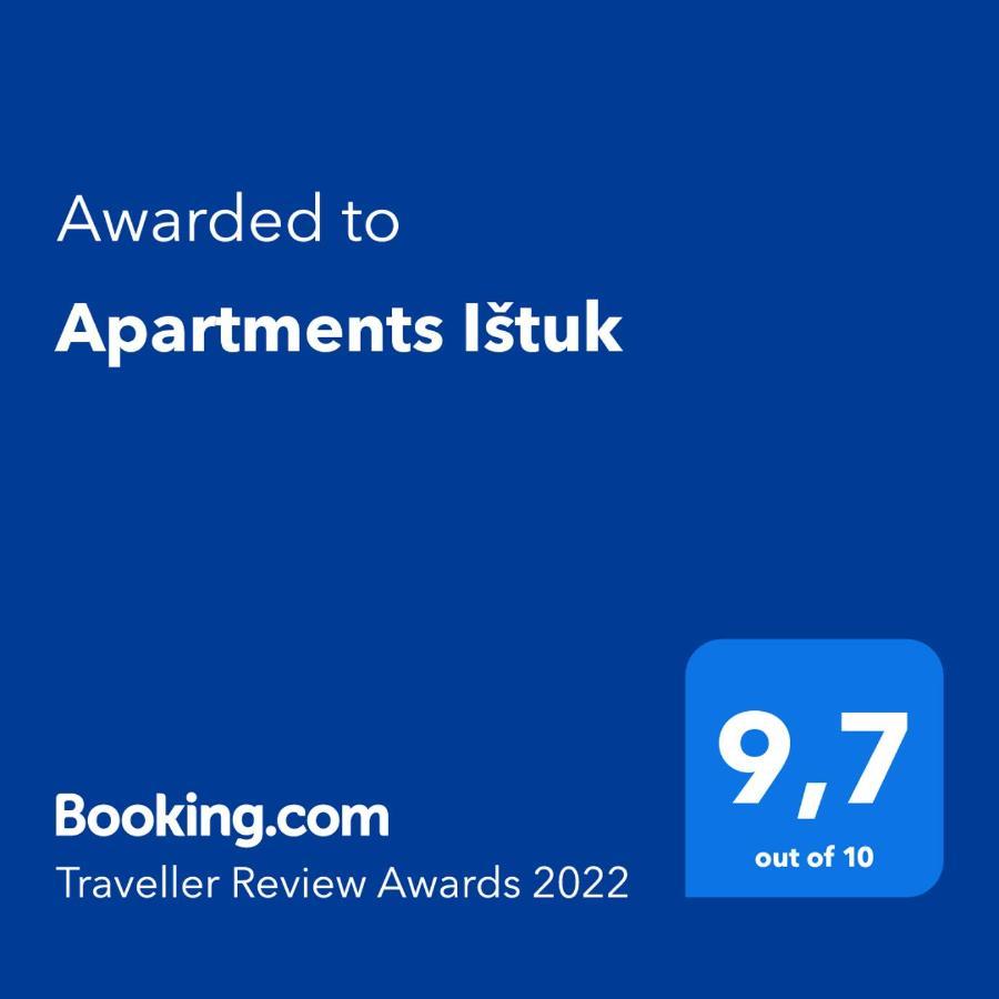 ויר Apartments Istuk מראה חיצוני תמונה