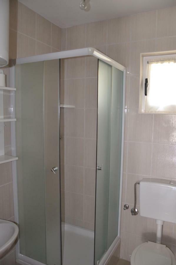 ויר Apartments Istuk מראה חיצוני תמונה