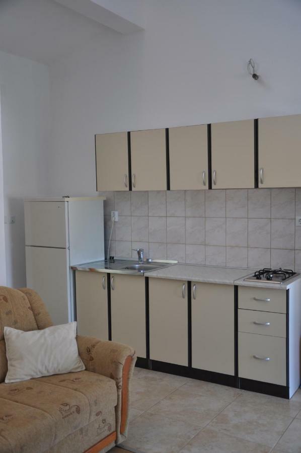 ויר Apartments Istuk מראה חיצוני תמונה