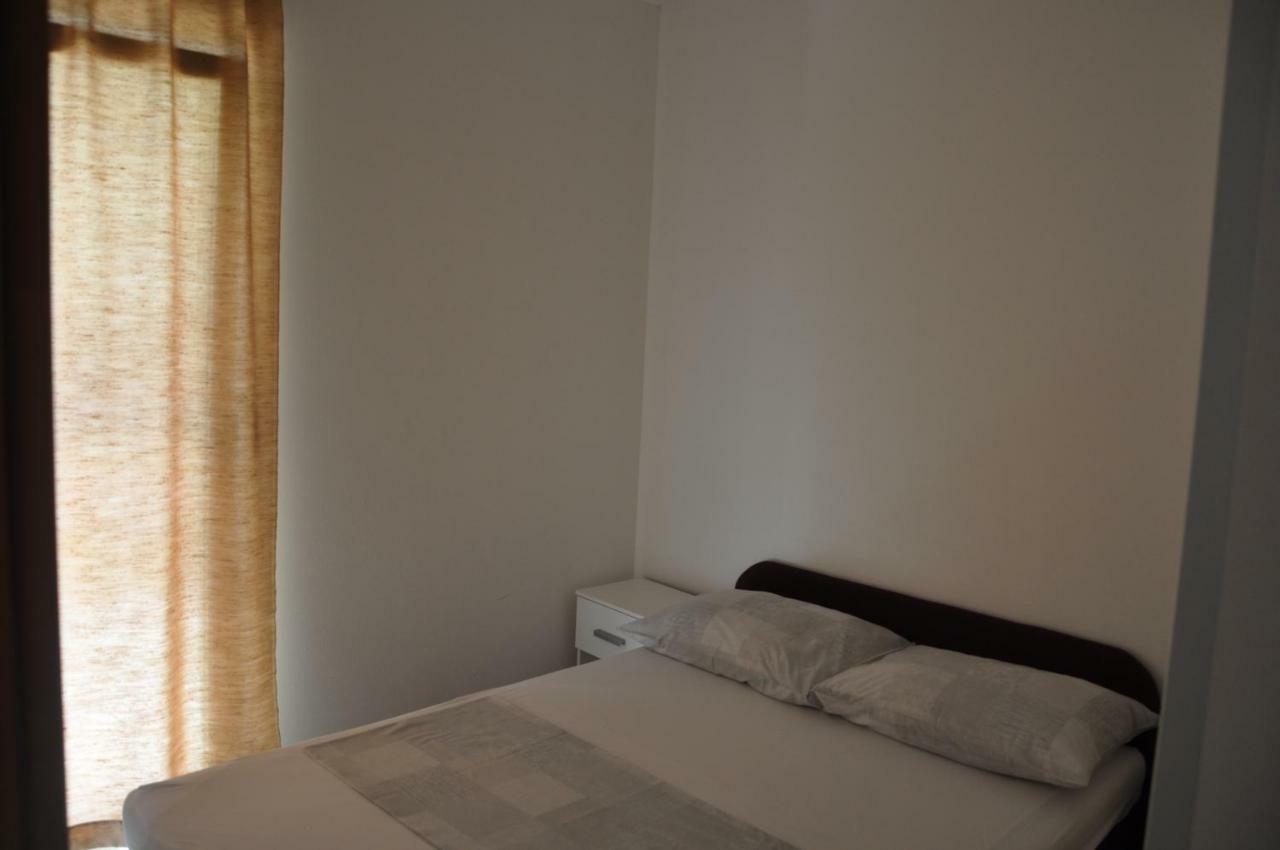 ויר Apartments Istuk מראה חיצוני תמונה